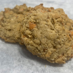 Chewy oatmeal cookie, with butterscotch chips and a hint of cinnamon